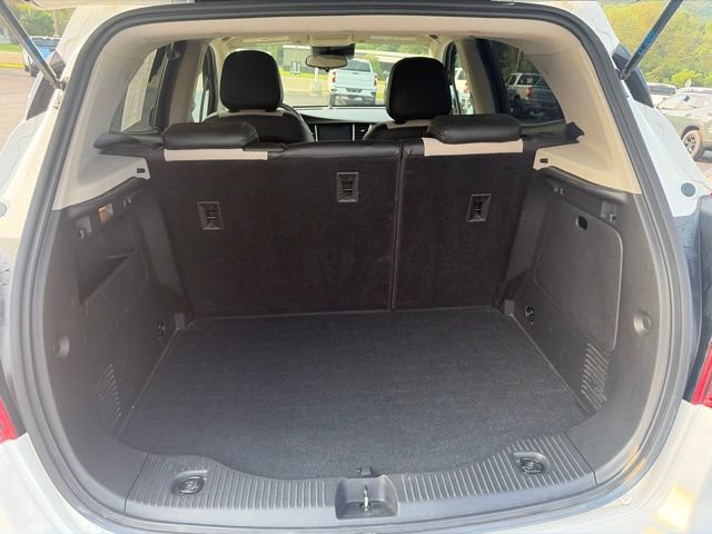 Used 2021 Buick Encore Preferred w/ Safety Package II AWD/4WD image 5
