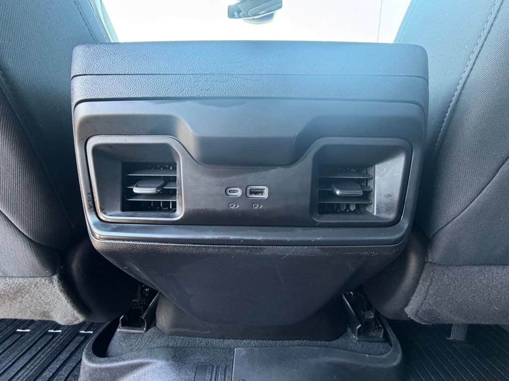 Used 2024 Chevrolet Silverado 1500 RST w/ Redline Edition AWD/4WD image 7