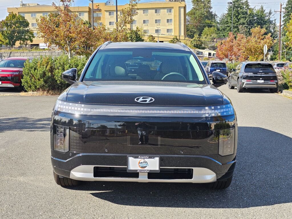 New 2026 Hyundai Ioniq 9 SEL image 2