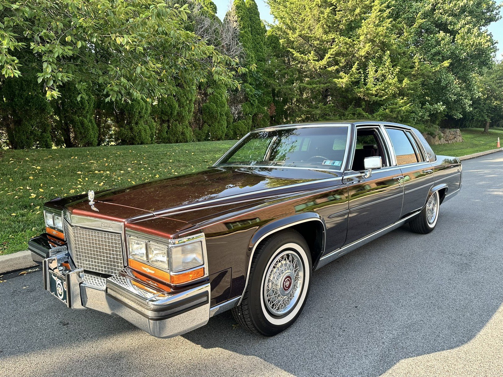 Used 1987 Cadillac Brougham RWD image 82