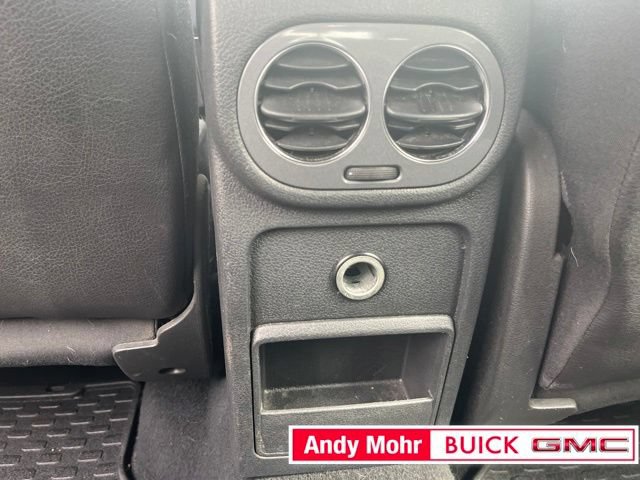 Used 2012 Volkswagen Tiguan S FWD image 30