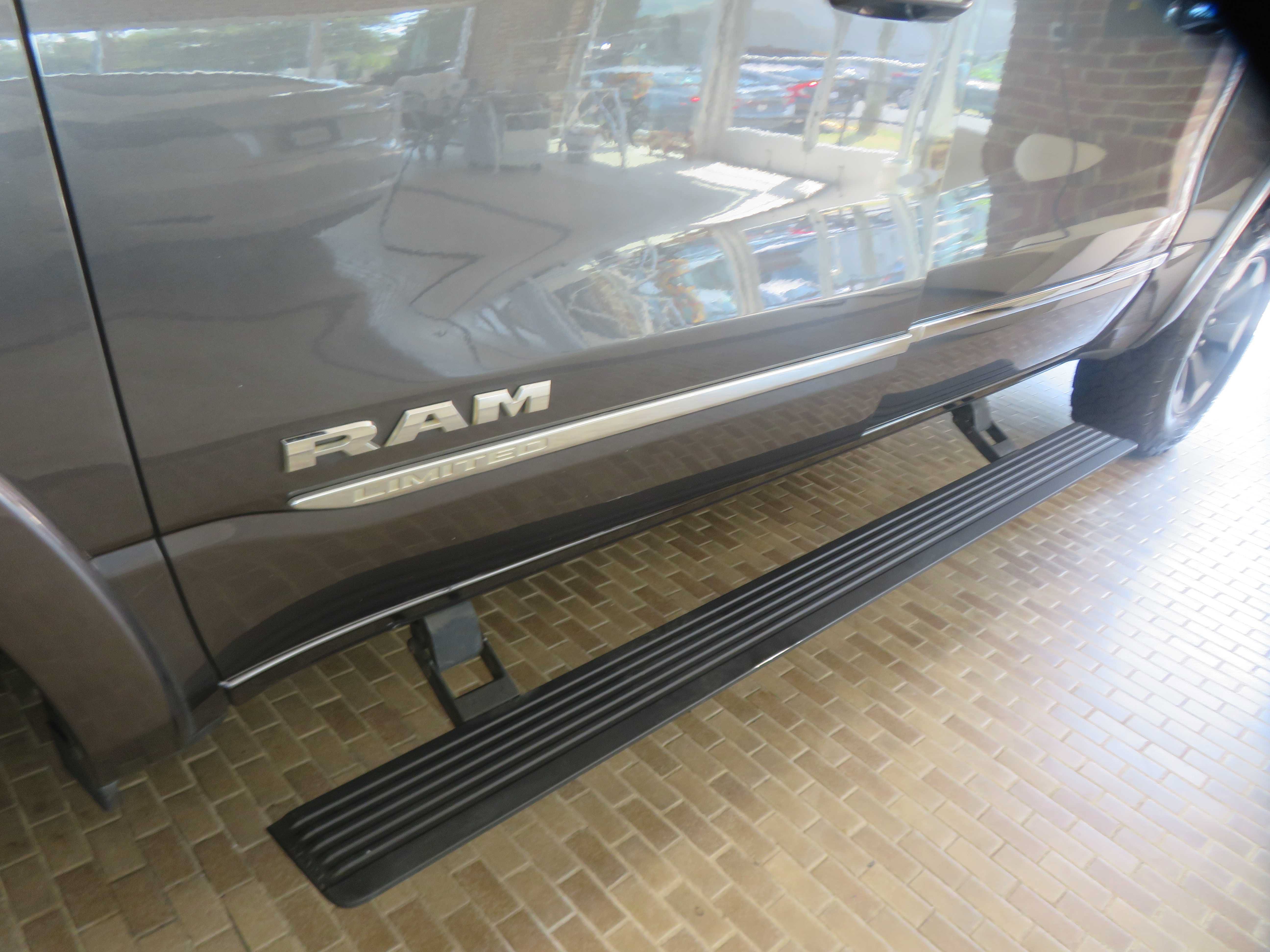 Used 2020 RAM 1500 Limited AWD/4WD image 79