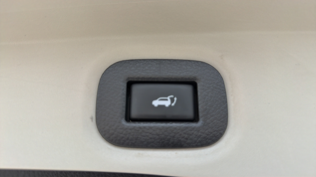 Used 2018 Nissan Rogue SL AWD/4WD image 10