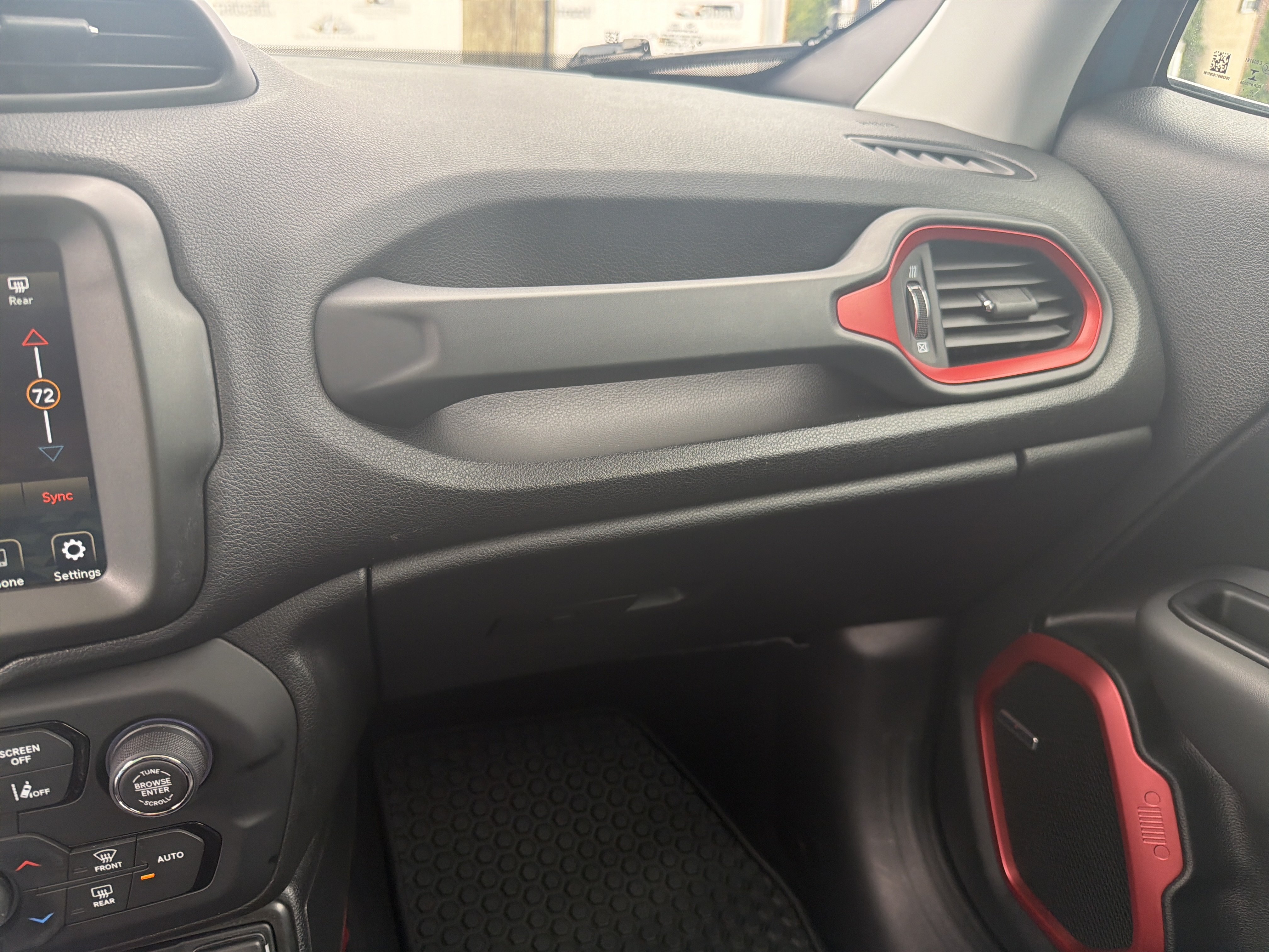 Used 2021 Jeep Renegade Trailhawk w/ Sun & Sound Group AWD/4WD image 20