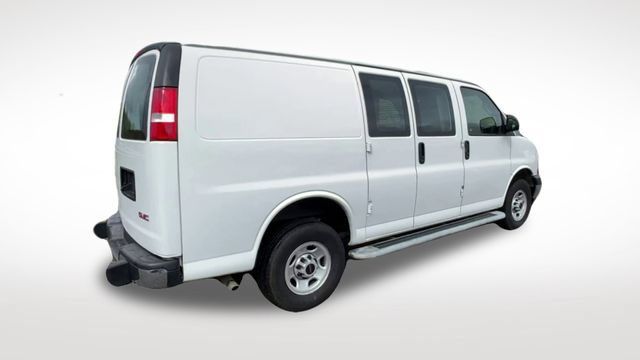 Used 2021 GMC Savana 2500 w/ Driver Convenience Package RWD image 8