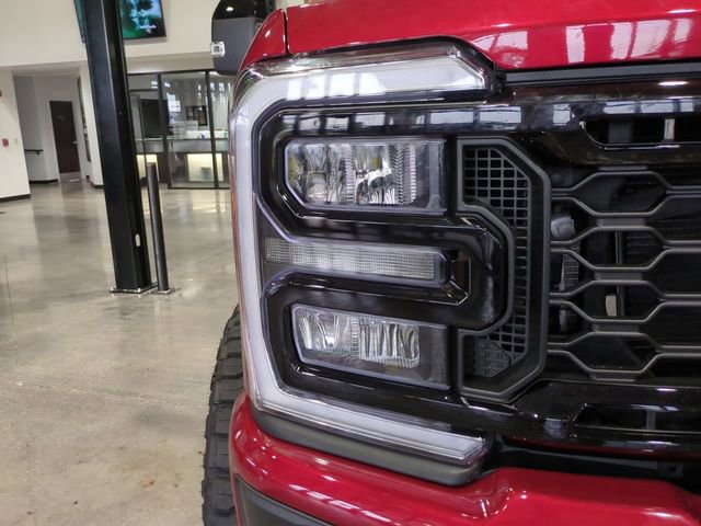 New 2026 Ford F250 Lariat w/ Black Appearance Package image 8