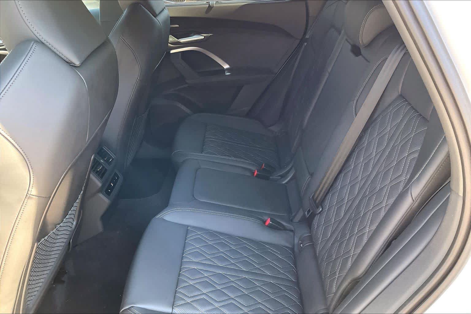 New 2026 Audi SQ5 Prestige AWD/4WD image 17