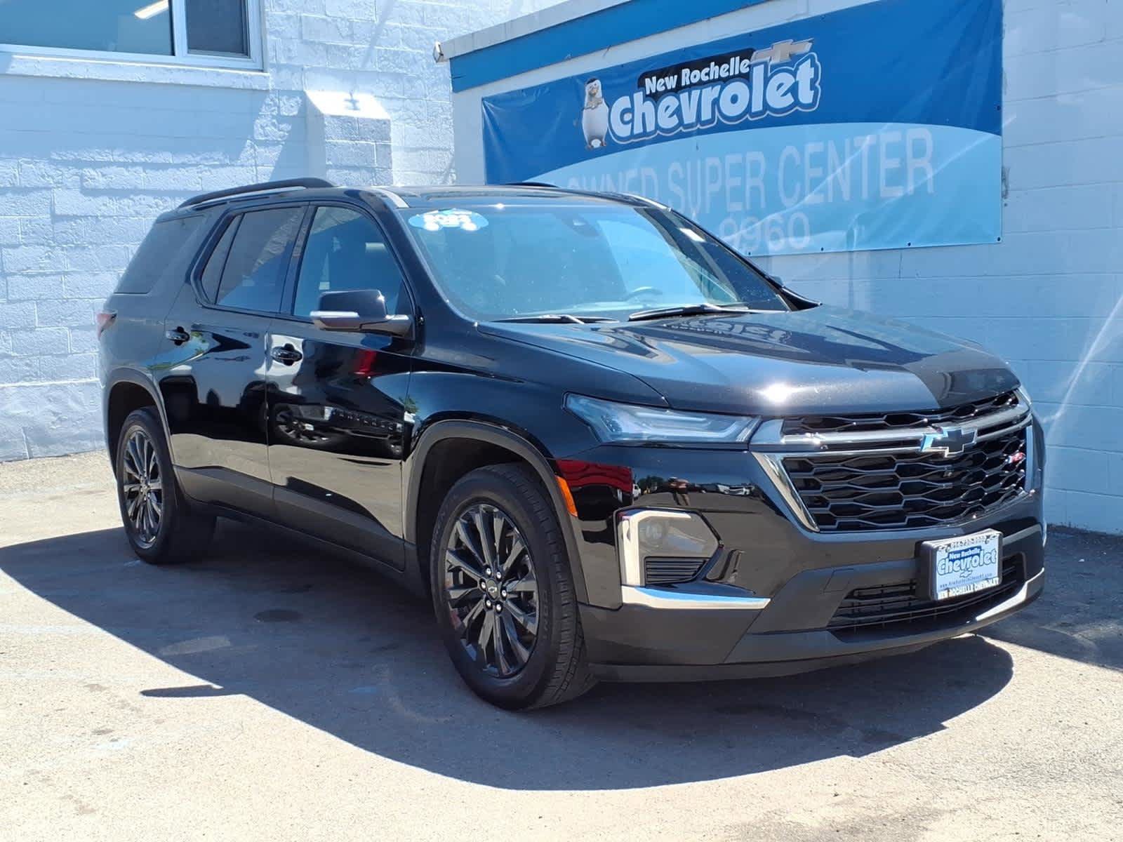 Used 2023 Chevrolet Traverse RS AWD/4WD image 1