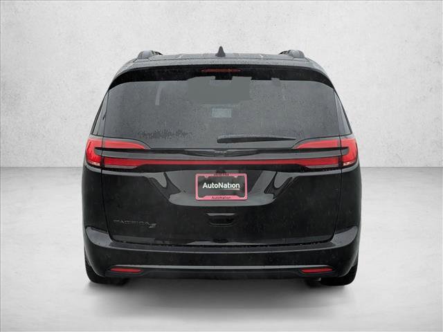 New 2026 Chrysler Pacifica Select w/ S Appearance Package FWD image 6