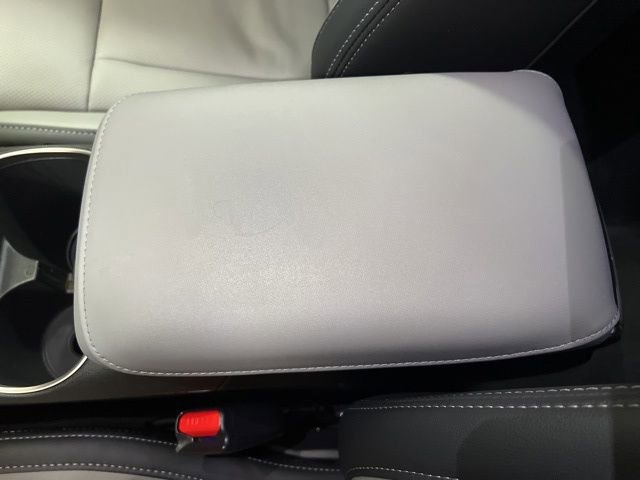 Certified 2025 Subaru Outback Limited image 27