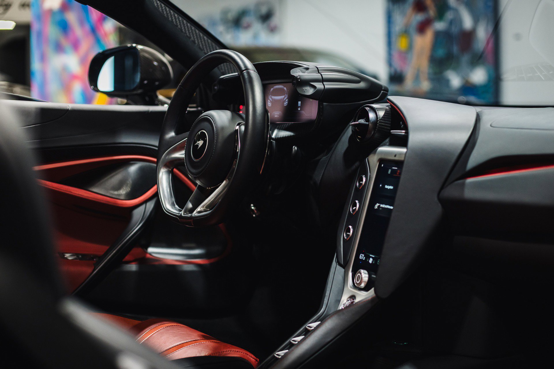 Used 2024 McLaren 750S Spider RWD image 28