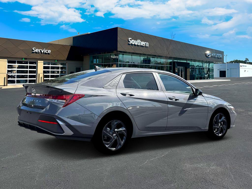 New 2026 Hyundai Elantra Sport image 9