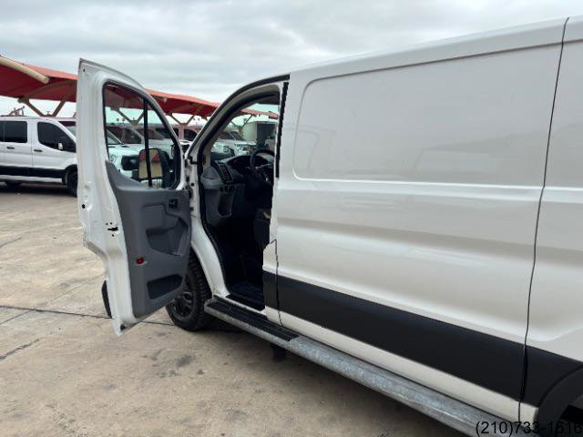 Used 2017 Ford Transit 250 130 Low Roof w/ Exterior Upgrade Package RWD image 12