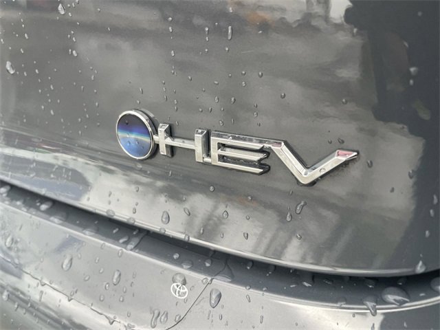 Used 2023 Toyota Prius XLE image 30