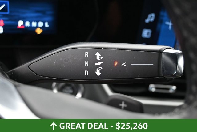 Used 2025 Chevrolet Equinox LT AWD/4WD image 23