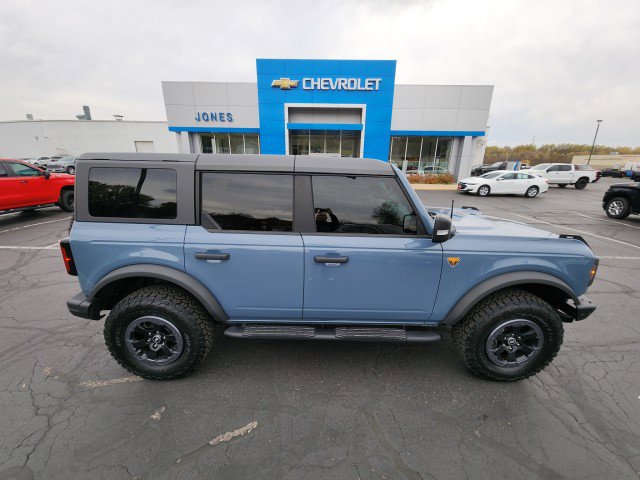 Used 2023 Ford Bronco Badlands image 6