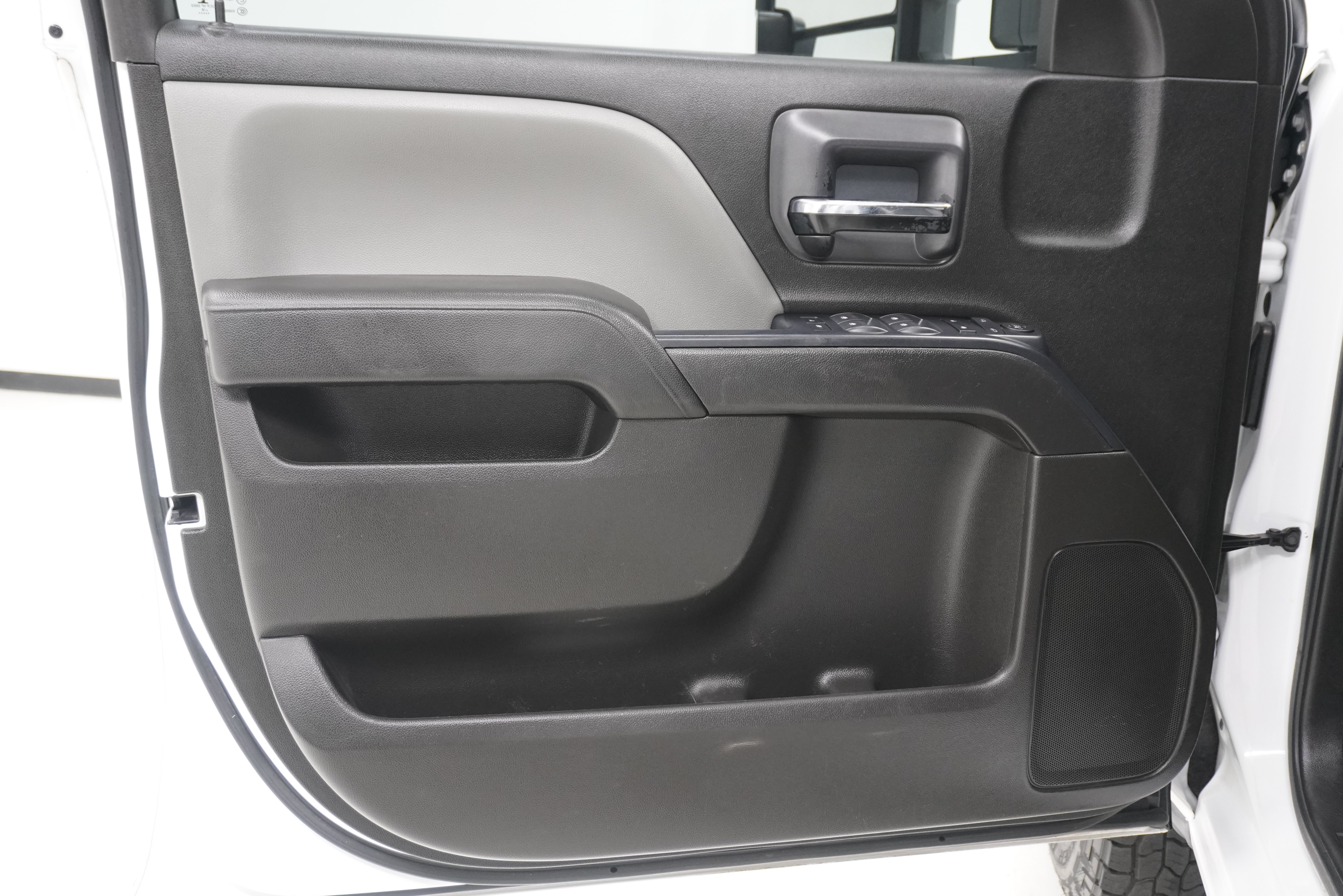 Used 2018 Chevrolet Silverado 3500 W/T w/ WT Fleet Convenience Package AWD/4WD image 12