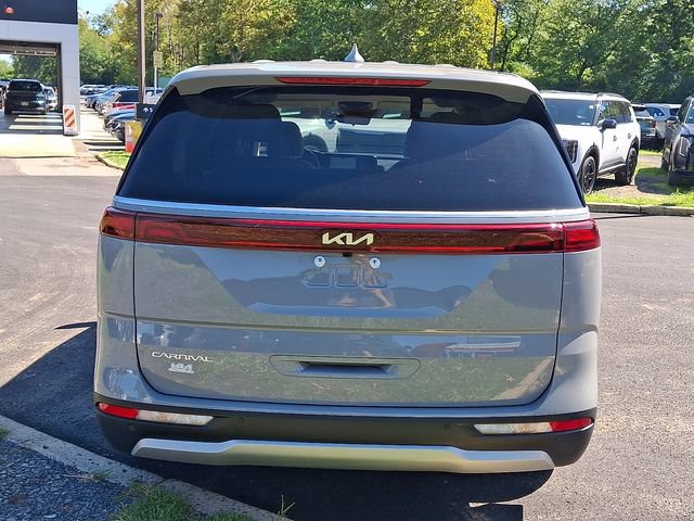 Certified 2024 Kia Carnival EX FWD image 5