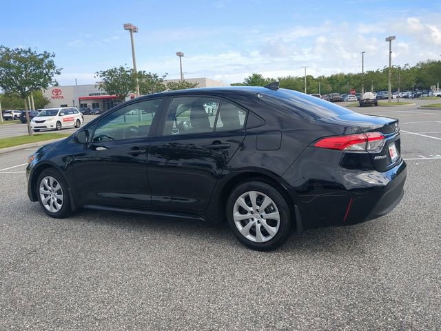 Certified 2025 Toyota Corolla LE image 6