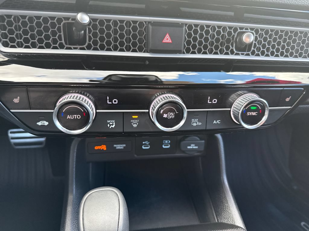 Certified 2025 Honda Civic Sport image 31