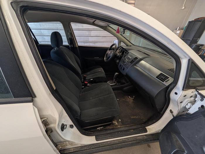 Used 2012 Nissan Versa 1.8 S w/ Plus Pkg FWD image 28