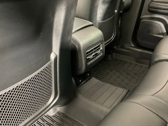 Used 2025 Lincoln Corsair Reserve AWD/4WD image 18