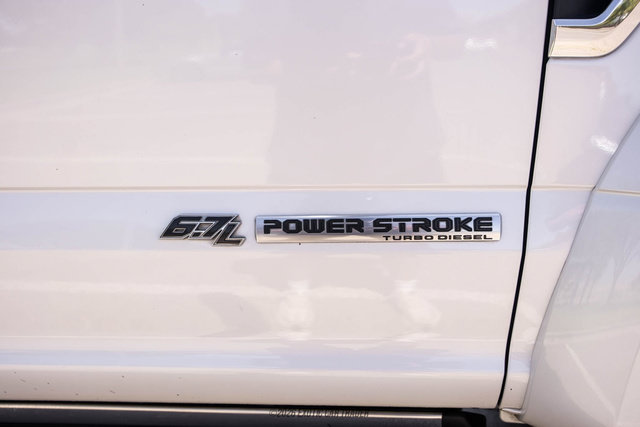 Used 2017 Ford F450 Platinum w/ Platinum Ultimate Package AWD/4WD image 96