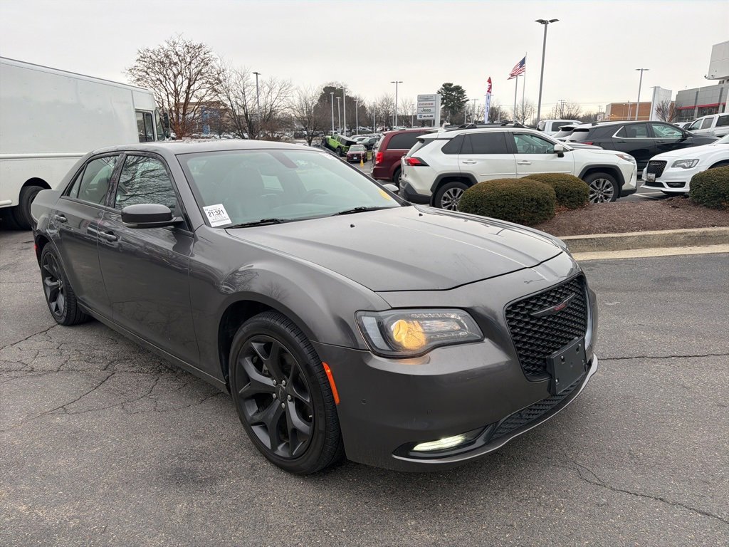 Used 2023 Chrysler 300 S image 7