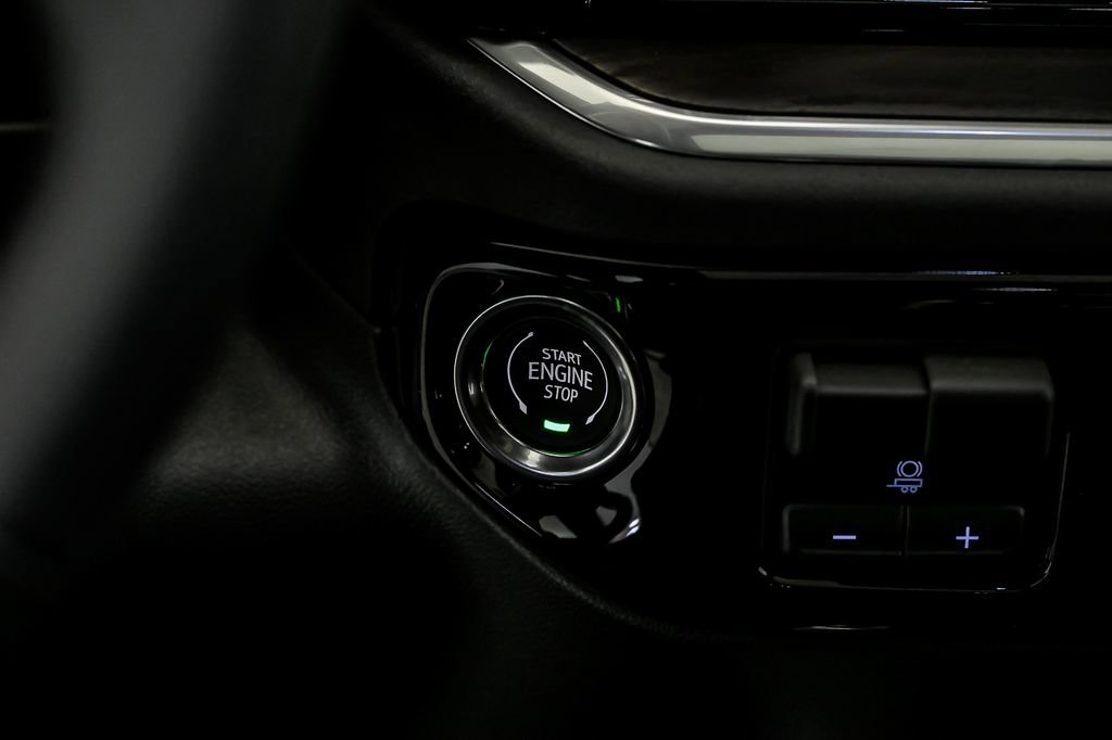 New 2026 GMC Sierra 1500 SLT w/ SLT Premium Package image 17