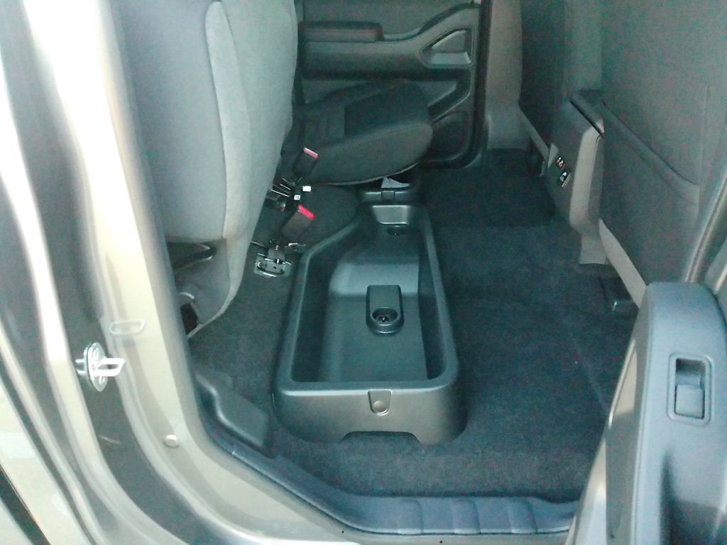 New 2026 Nissan Frontier PRO-4X w/ Pro-4x Convenience Package image 16