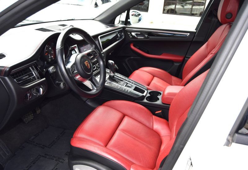 Used 2019 Porsche Macan AWD/4WD image 19