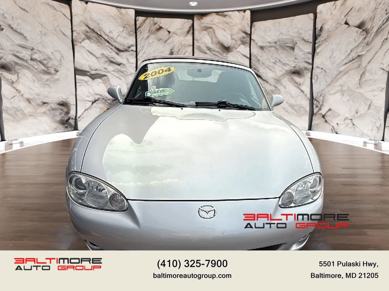 Used 2004 MAZDA MX-5 Miata w/ Cloth Azure Blue Pkg RWD image 2