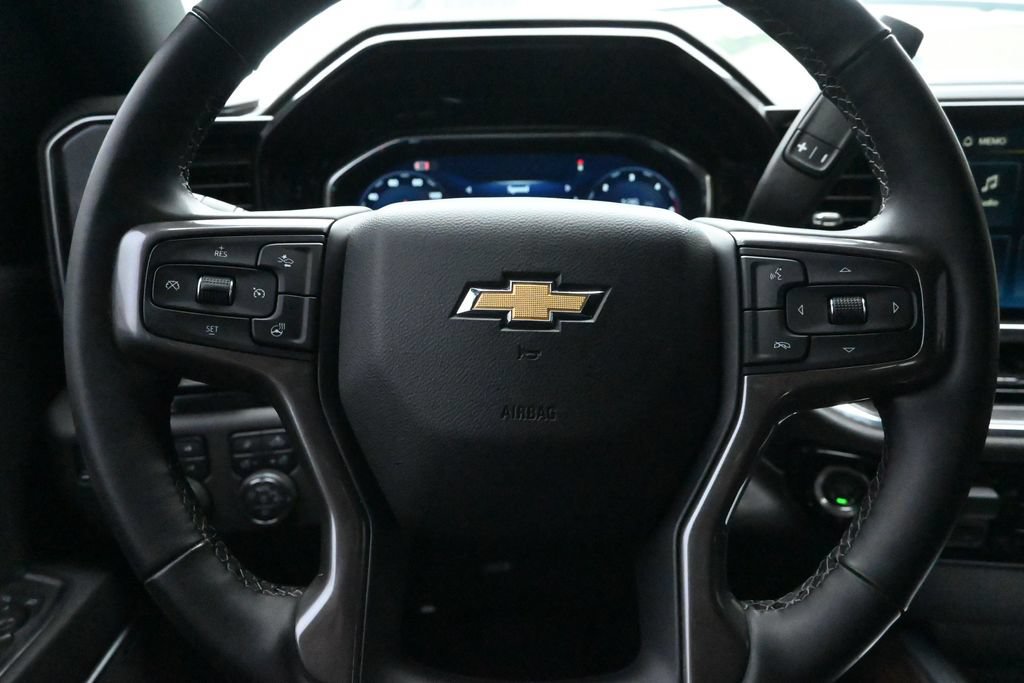 Used 2024 Chevrolet Silverado 2500 High Country w/ High Country Premium Package AWD/4WD image 31