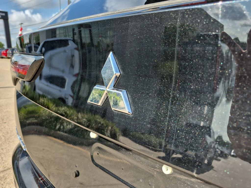 New 2025 Mitsubishi Outlander SEL image 31
