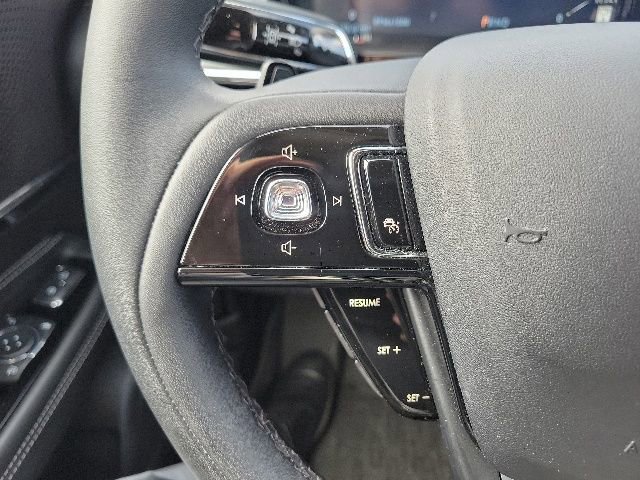 Certified 2024 Lincoln Corsair AWD image 32