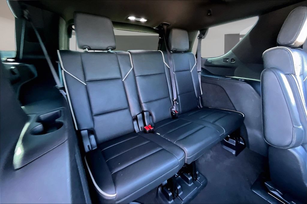 Used 2022 Cadillac Escalade Premium Luxury w/ Performance Package AWD/4WD image 30