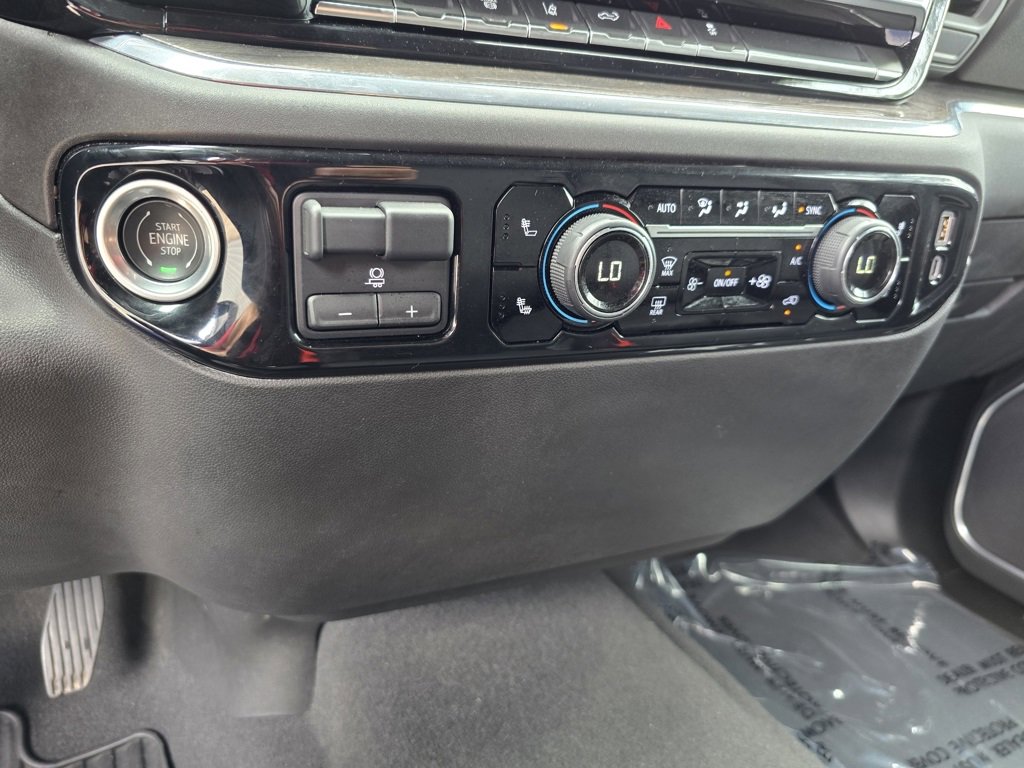 Used 2024 Chevrolet Silverado 2500 LTZ image 30