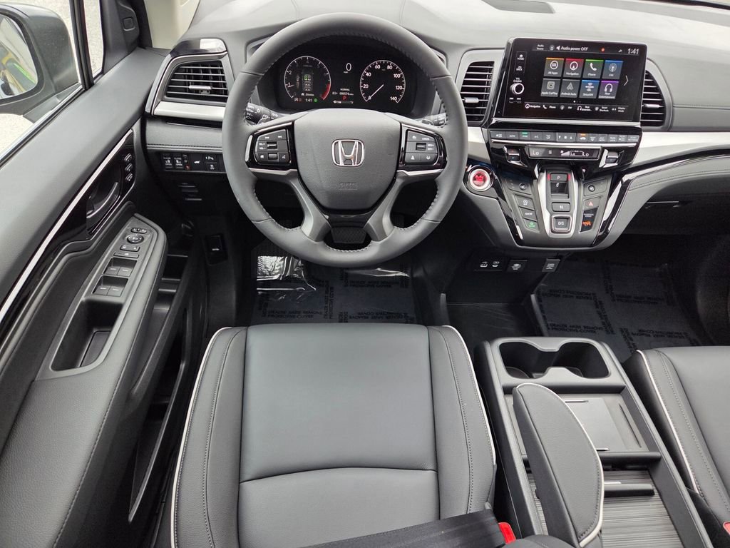 Used 2026 Honda Odyssey Touring image 10