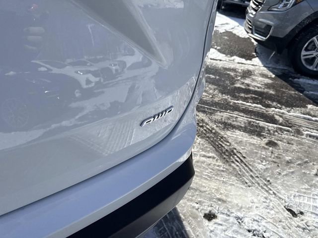 Used 2024 Ford Edge SEL image 8