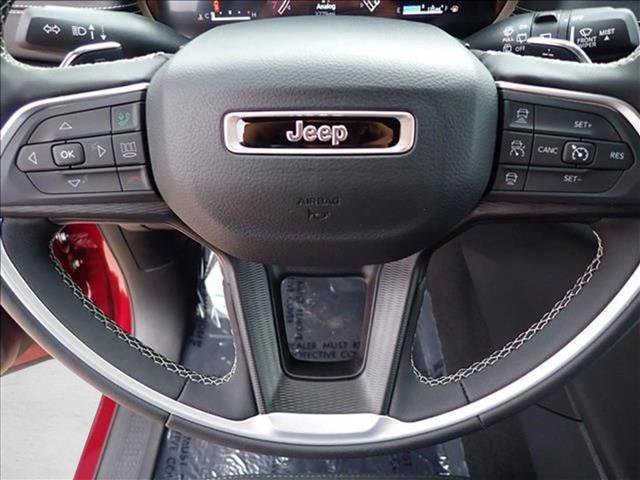 Used 2024 Jeep Grand Cherokee L Laredo image 15