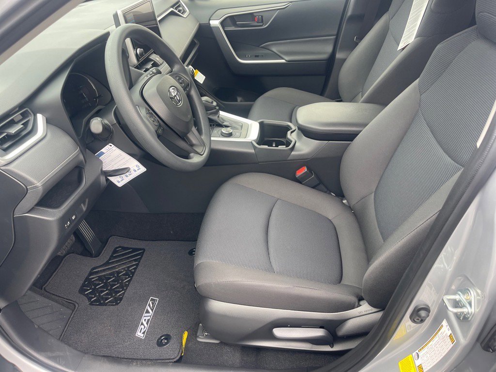 New 2025 Toyota RAV4 LE image 9