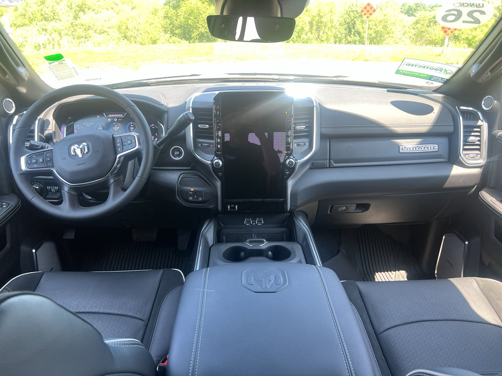 New 2026 RAM 2500 Laramie AWD/4WD image 20