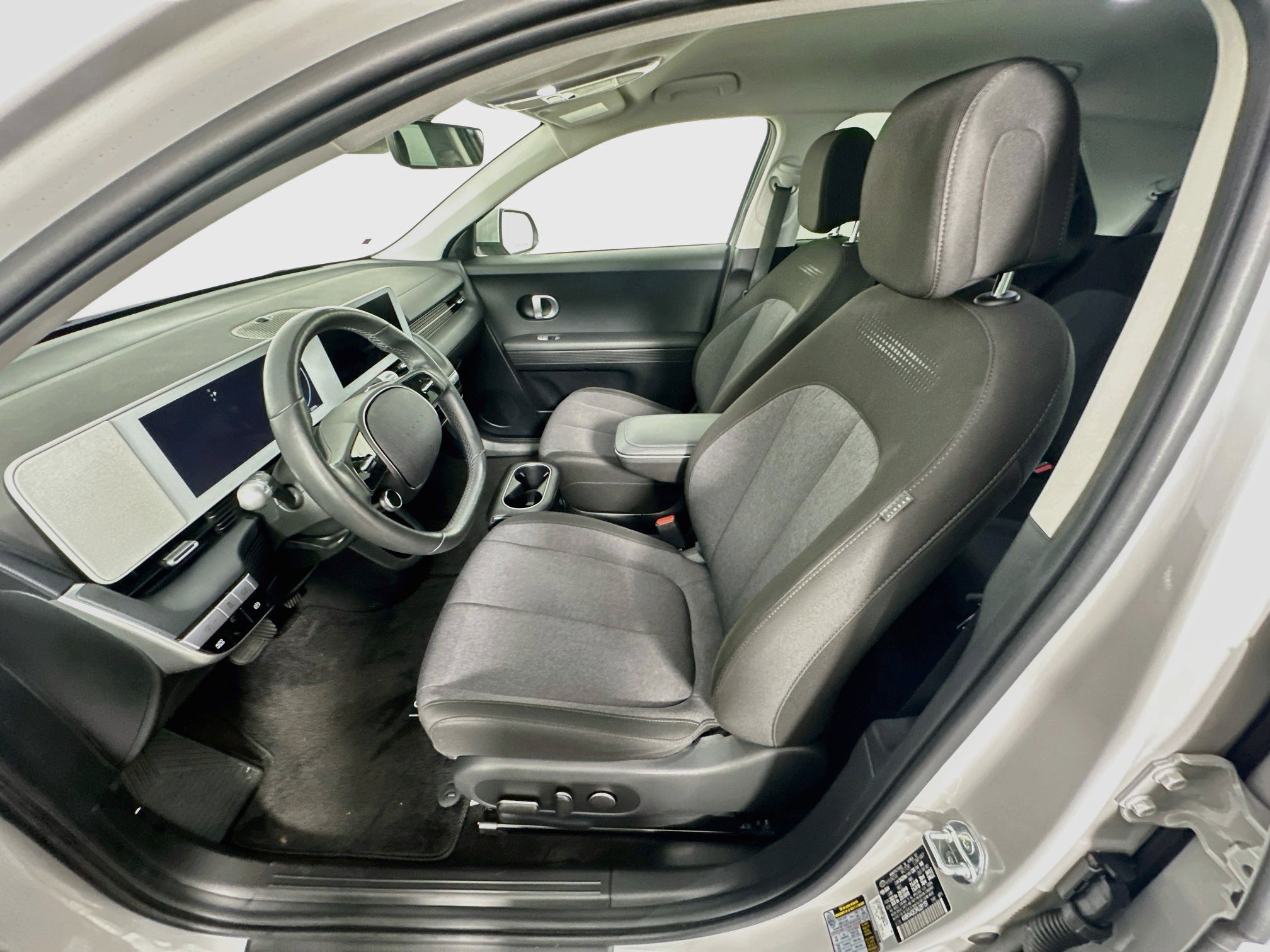 Used 2024 Hyundai Ioniq 5 SEL RWD image 13