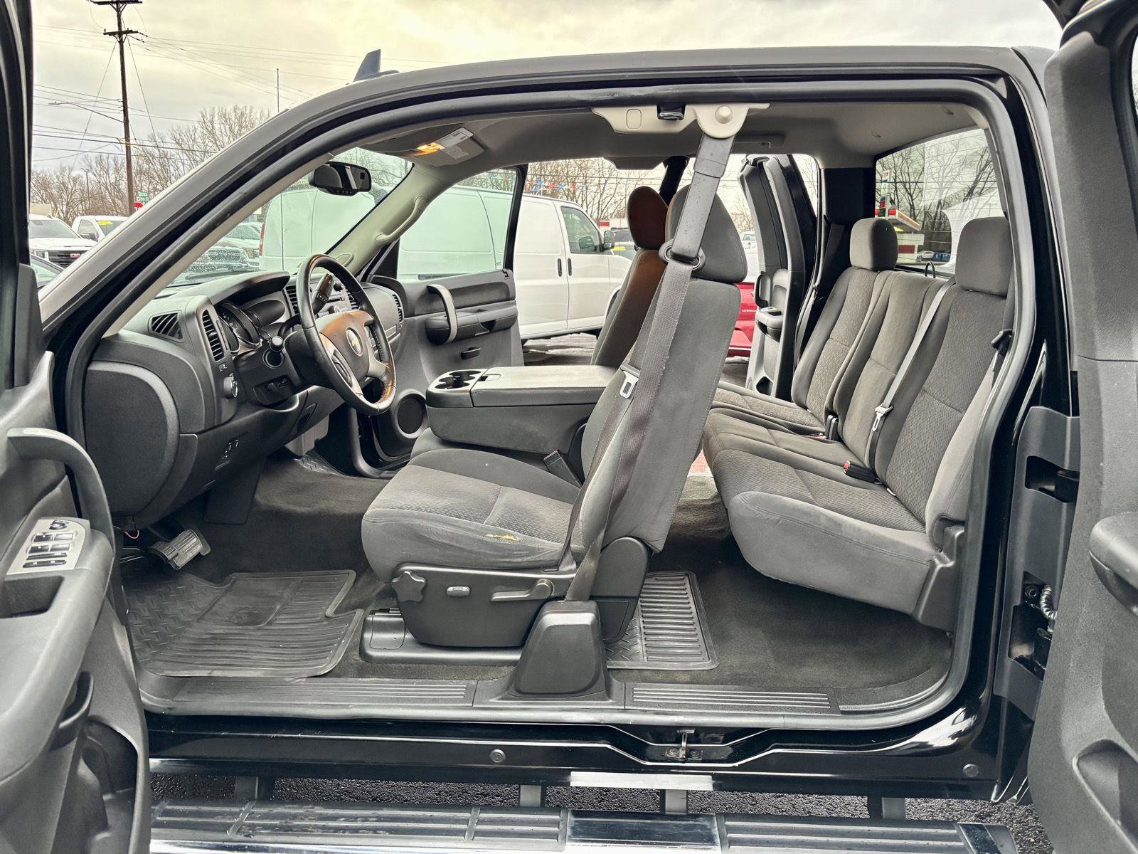 Used 2008 Chevrolet Silverado 2500 LT w/ 1LT Convenience Package image 21