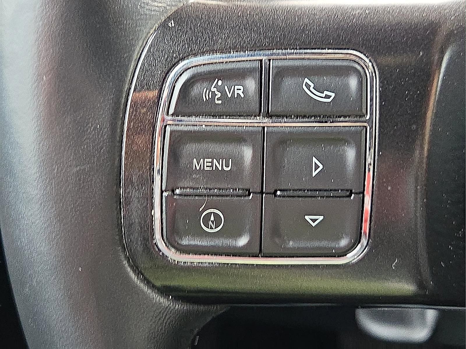 Used 2018 Jeep Wrangler Unlimited Rubicon AWD/4WD image 18