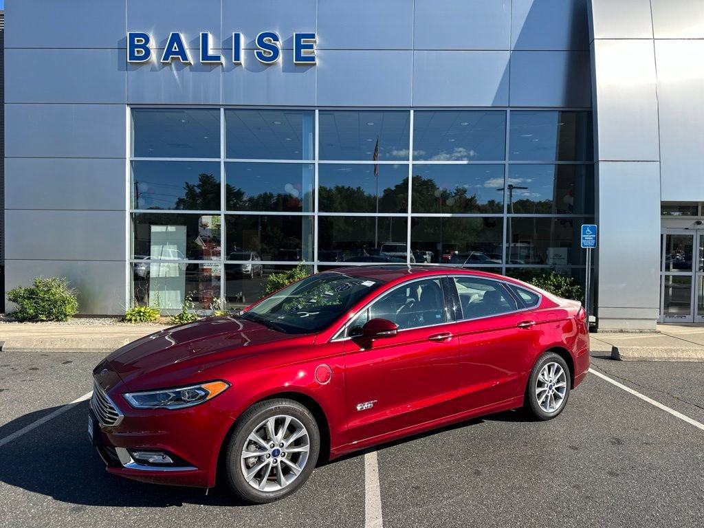 Used 2017 Ford Fusion Energi SE FWD image 1
