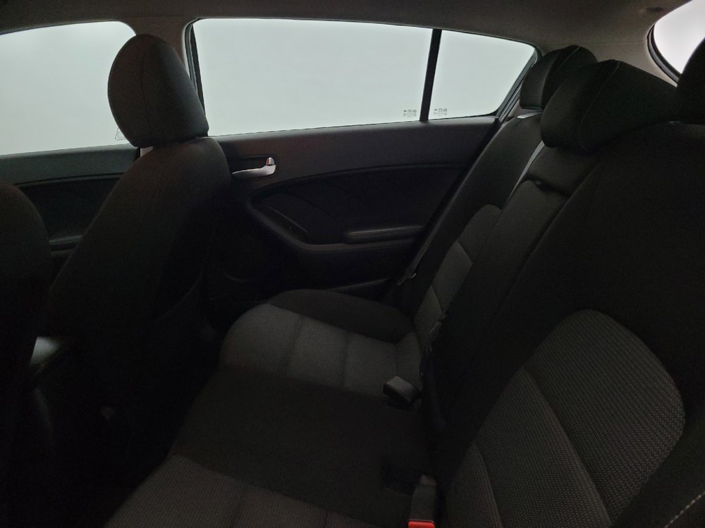 Used 2017 Kia Forte LX FWD image 18