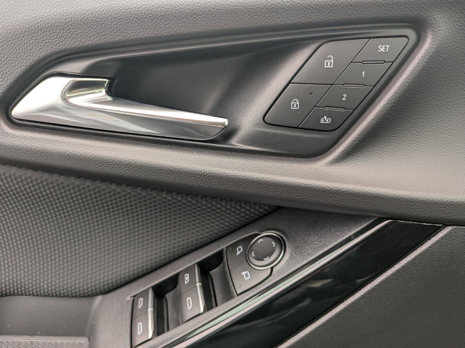 New 2026 Chevrolet Equinox RS w/ Convenience Package III image 49