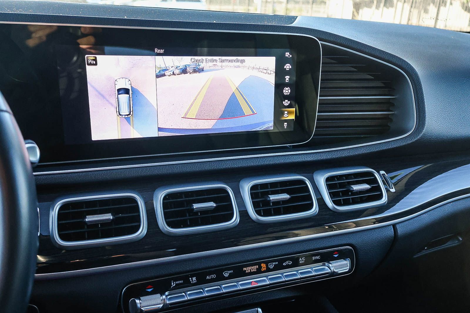 Used 2022 Mercedes-Benz GLE 350 4MATIC image 38