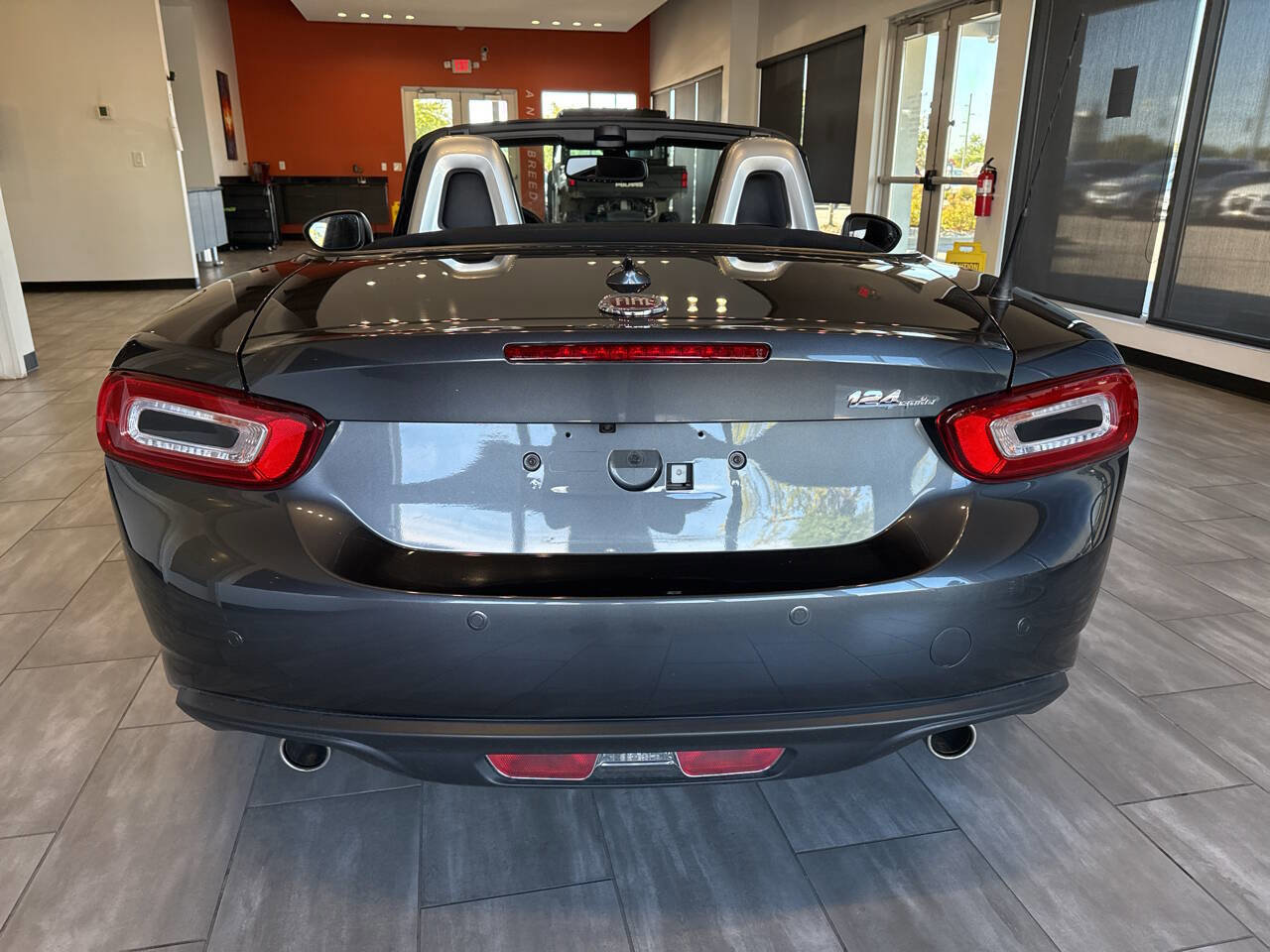 Used 2019 FIAT 124 Spider Lusso w/ Convenience Group image 8